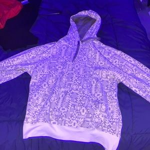 Mens Aztec design vintage hoodie in medium